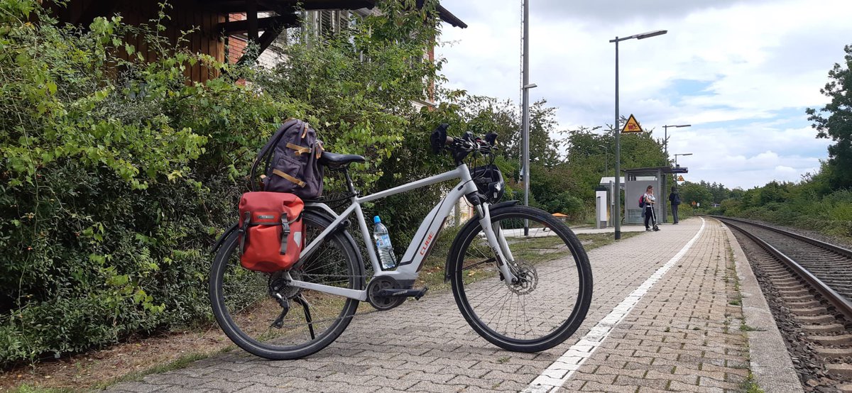 Es hat bei <a href="/ak_hipp/">Ann-Kathrin Hipp</a> geklappt, vielleicht klappt es ja noch einmal?

Unserem Freund Wolf wurde sein Cube EBike geklaut. Am Dienstag um 17 Uhr in Potsdam in der Mittelstraße.

Mit Satteltaschen und allem Tüdelüd.

Vielleicht wiederholen sich Wunder ja?
#Followerpower please #RT