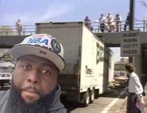 ShukriWrongs's tweet photo. Y’all wildn out here on storrow drive!! #getaholdofyourselves #thisisboston I’ve never personally driven on storrow because I don’t have a drivers license but Im live on scene and will be here through the weekend for #LocalNews interviews #storrowed #storrowing #AllstonChristmas https://t.co/Hmy22o6Dx7