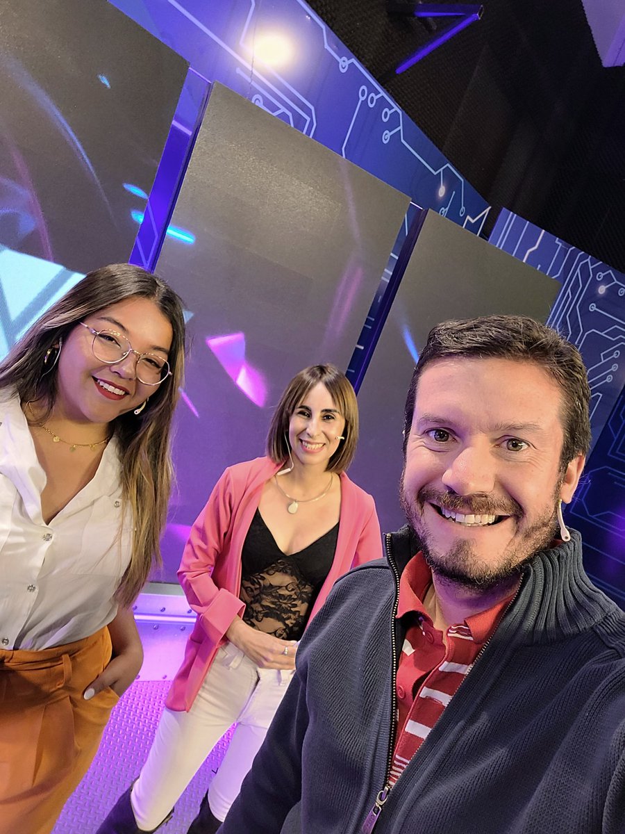 MartinGuemes's tweet photo. En minutos salgo al aire por Multivisión 📺 Hablaremos del proceso de Modernización que impulsamos en la Provincia y de cómo ayudamos a desarrollar en Salta la Economía del Conocimiento. https://t.co/QN3RMwsWSd
