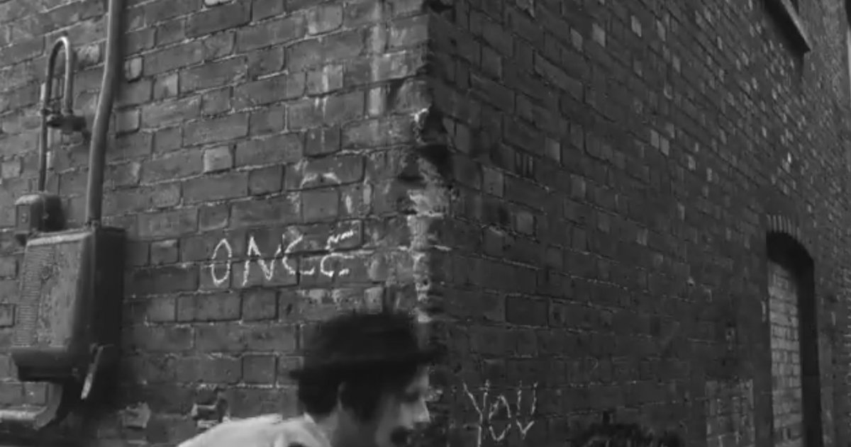 the1975__news's tweet photo. “Everyone is disappointing once you get to know them”
#the1975 https://t.co/JDqzYAY9v2