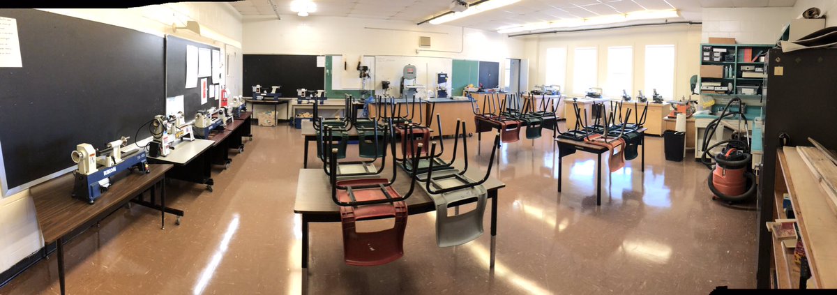 Over the last few years I’ve taken an empty classroom and with lots of support turned it into a place where the students love to learn tech skills.  #useyourhands
