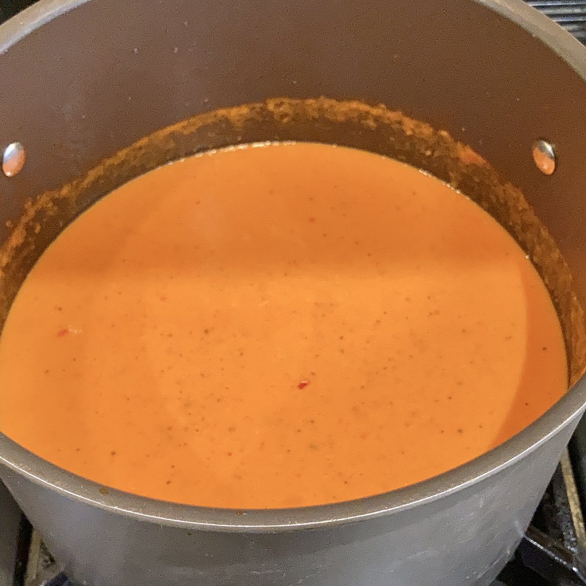pottyplotters's tweet image. And for tonight we have red pepper and tomato soup, followed by quorn cottage pie with butternut and potato mash accompanied by fresh veg!

A meal containing at least 8 of your 5 a day!!

#allotment #allotmentlife #gyo #growyourown #TopOfThePlots