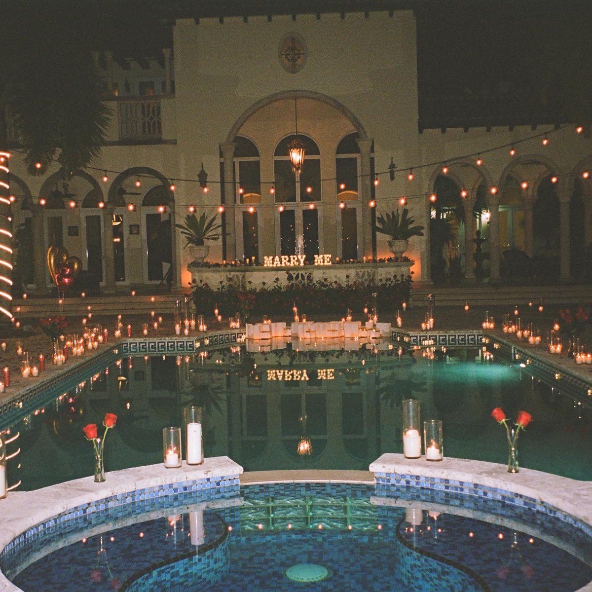 kathyQuemba's tweet image. New workkkk “India Me” @sleazyworld_go 🎥🔥 art direction and Bts on film by me 🙋🏻‍♀️👩🏻‍🎨📸🎥🔥💪🏻 #creativedepartment #artdepartment #photography #musicvideo #film #artdirection