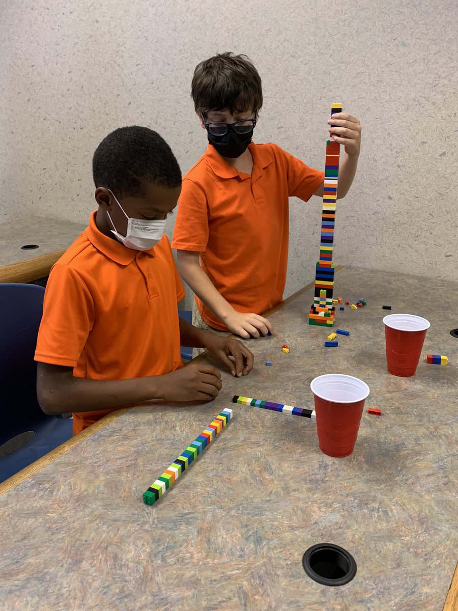 Farmer STEM Lab tweet media