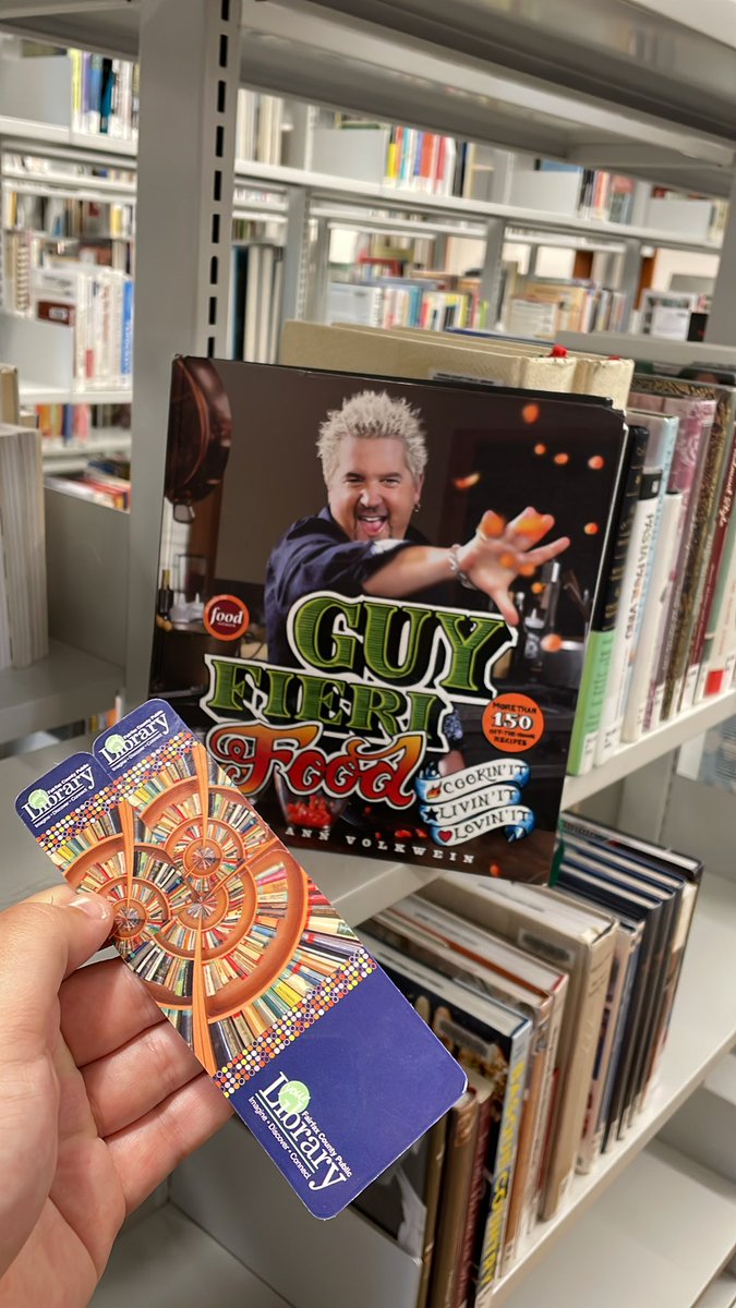timcurry0030's tweet photo. i got a library card for the sole purpose of checking out this book https://t.co/3WeGaLkHSC