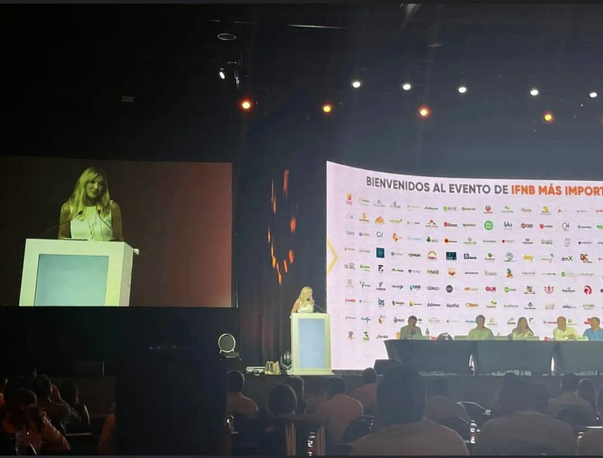 maria_ariza's tweet photo. Honor ser testigo de otro año de grandes avances en sector de Sofomes. Trabajando en profesionalización y gob corporativo las apoyamos a recurrir a fondeo institucional eficiente y altamente competitivo vía mercados públicos. Hoy @BIVAMX participa en 80% de las bursas del sector! https://t.co/AWKlPvphdR