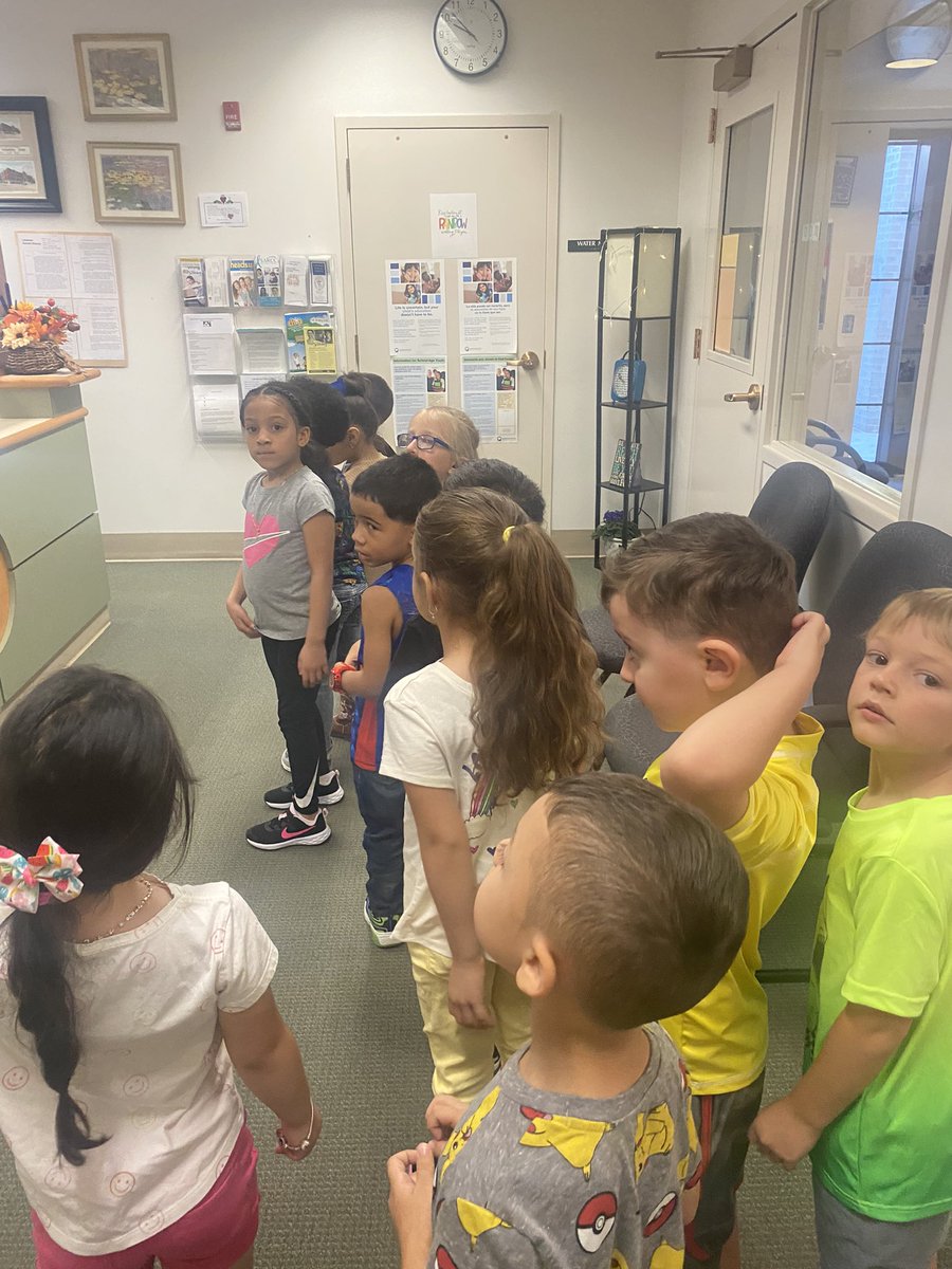 misslwilliams88's tweet photo. Today Chester the raccoon led us on a scavenger hunt around the school. He went back in the book before we could find him but it did help us practice our hallway expectations and he left us a friend! #thekissinghand #kinderchat #hardingmade https://t.co/X6BOiDM1i2