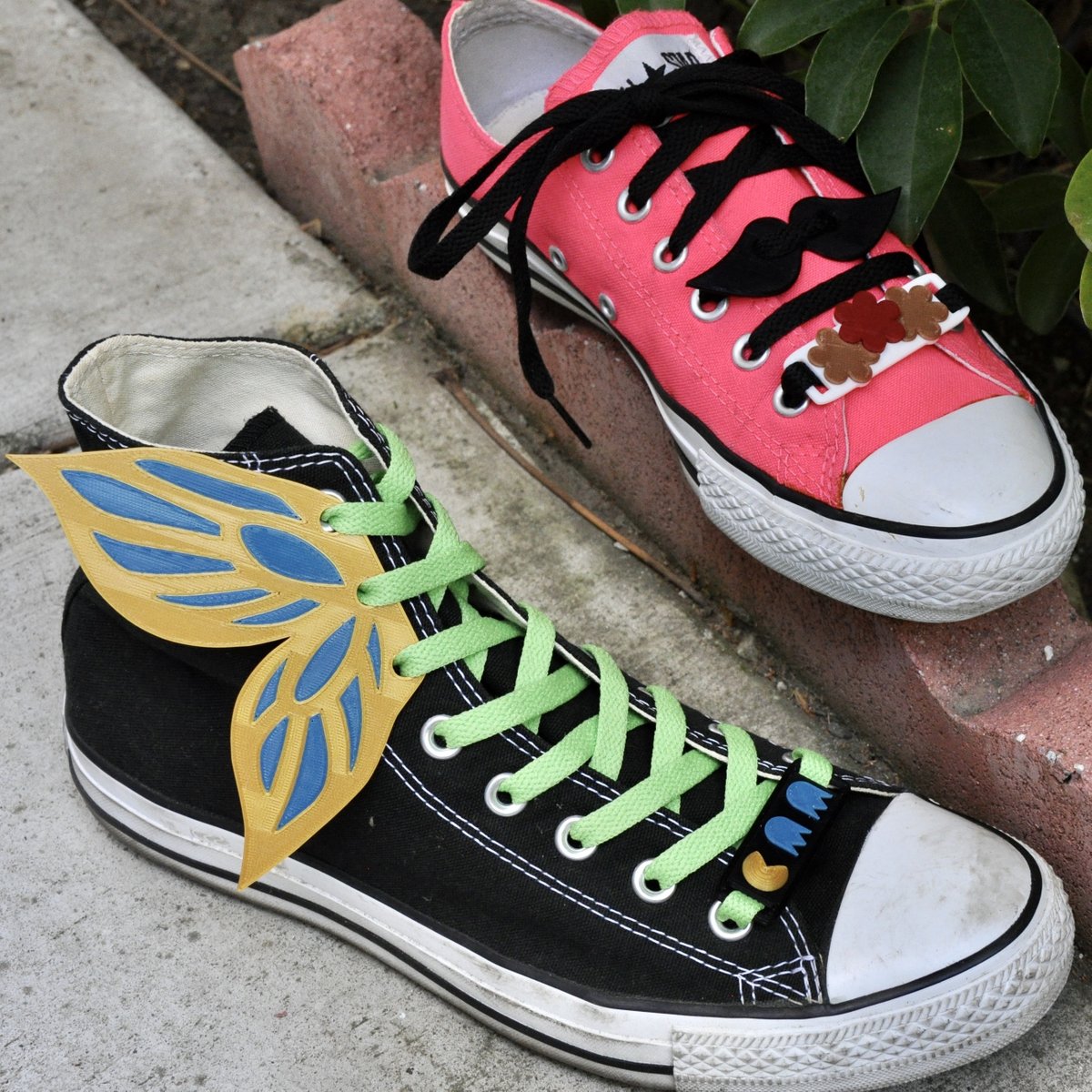 instructables's tweet image. Looking for a quick 3D printed project to do with your students? 🤔 

Learn how to make shoelace charms using @tinkercad with @penolopybulnick 👟 🦋 

instructables.com/Shoelace-Charm…

#TeachWithTinkercad #STEAMed #STEMeducation #MakerED