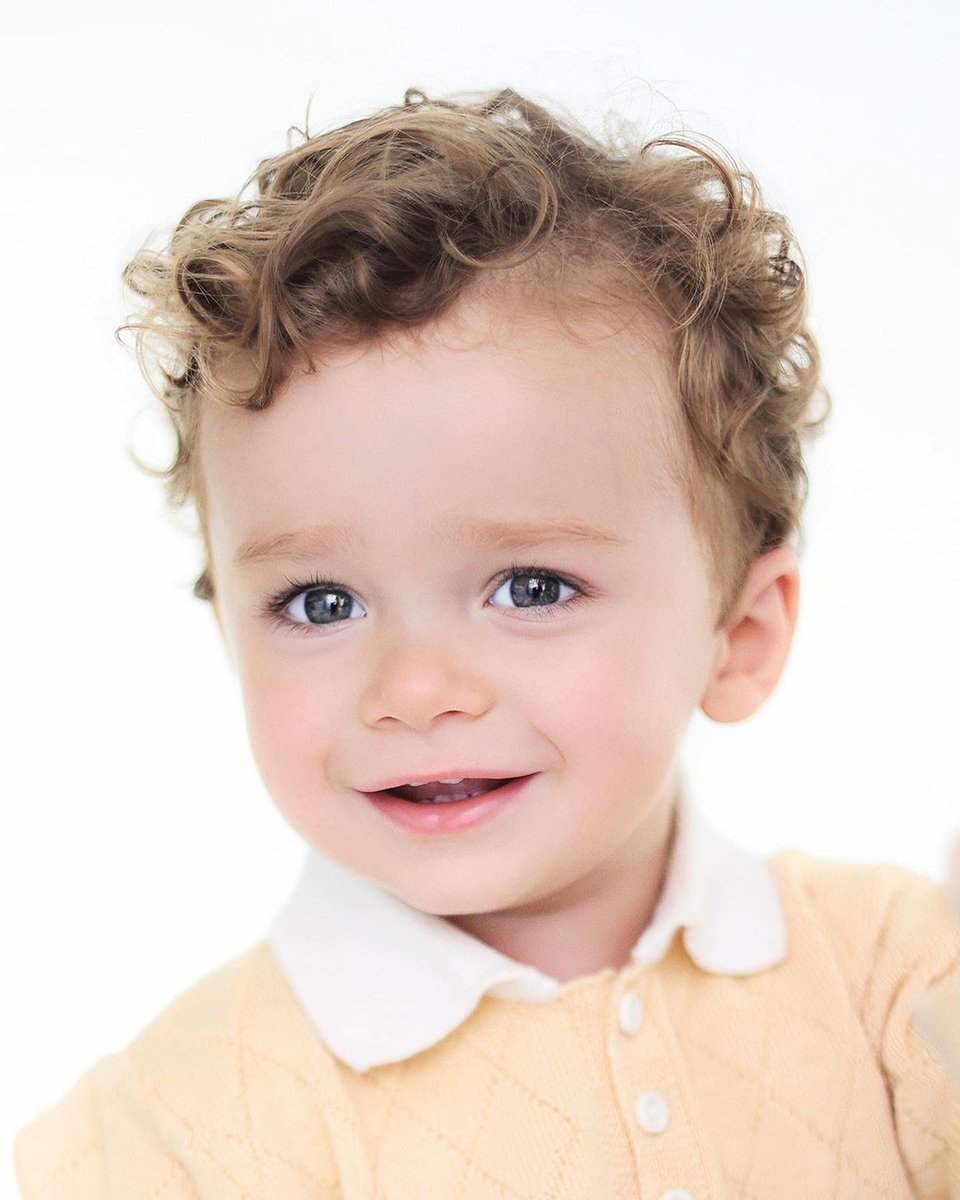 PopGems's tweet photo. Pacino recently had a little booking for a Netflix show 🎞 We can’t wait to tell you what it was for and show you what had to wear, but in the mean time here is a cute headshot by Jodie Camilla Photography 📸
#popgemsacademy #popgems #poptots #beckenham #bonnieandbetty https://t.co/orEm7JLXFw