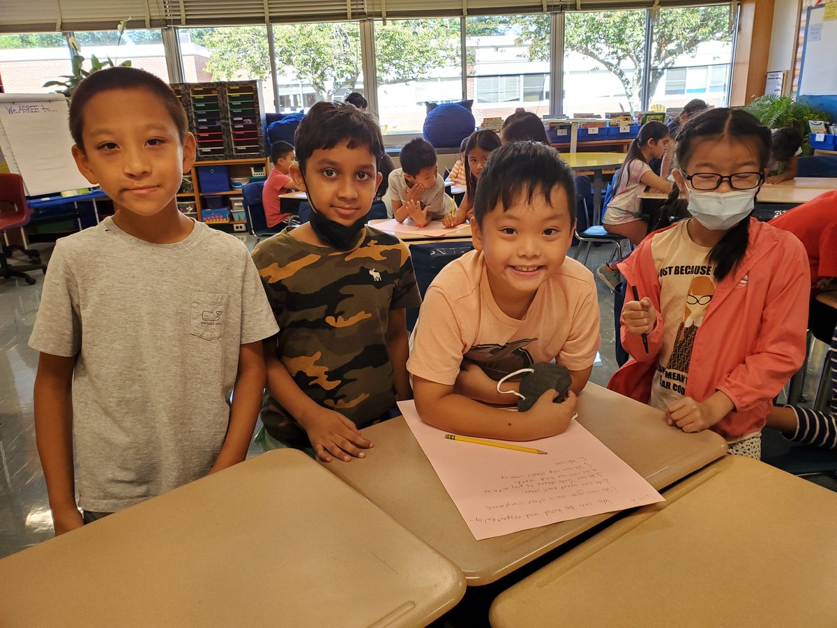 LaurenDeMarinis's tweet photo. Today we read #HowFullisYourBucket? and worked together to create a list of class of agreements so that all of us will feel safe and comfortable! Be a #bucketfiller! #thoughtfulkids #caringkids #socialemotionallearning @A_RiveraNY @PTAJackson https://t.co/pU6Hey8O4w