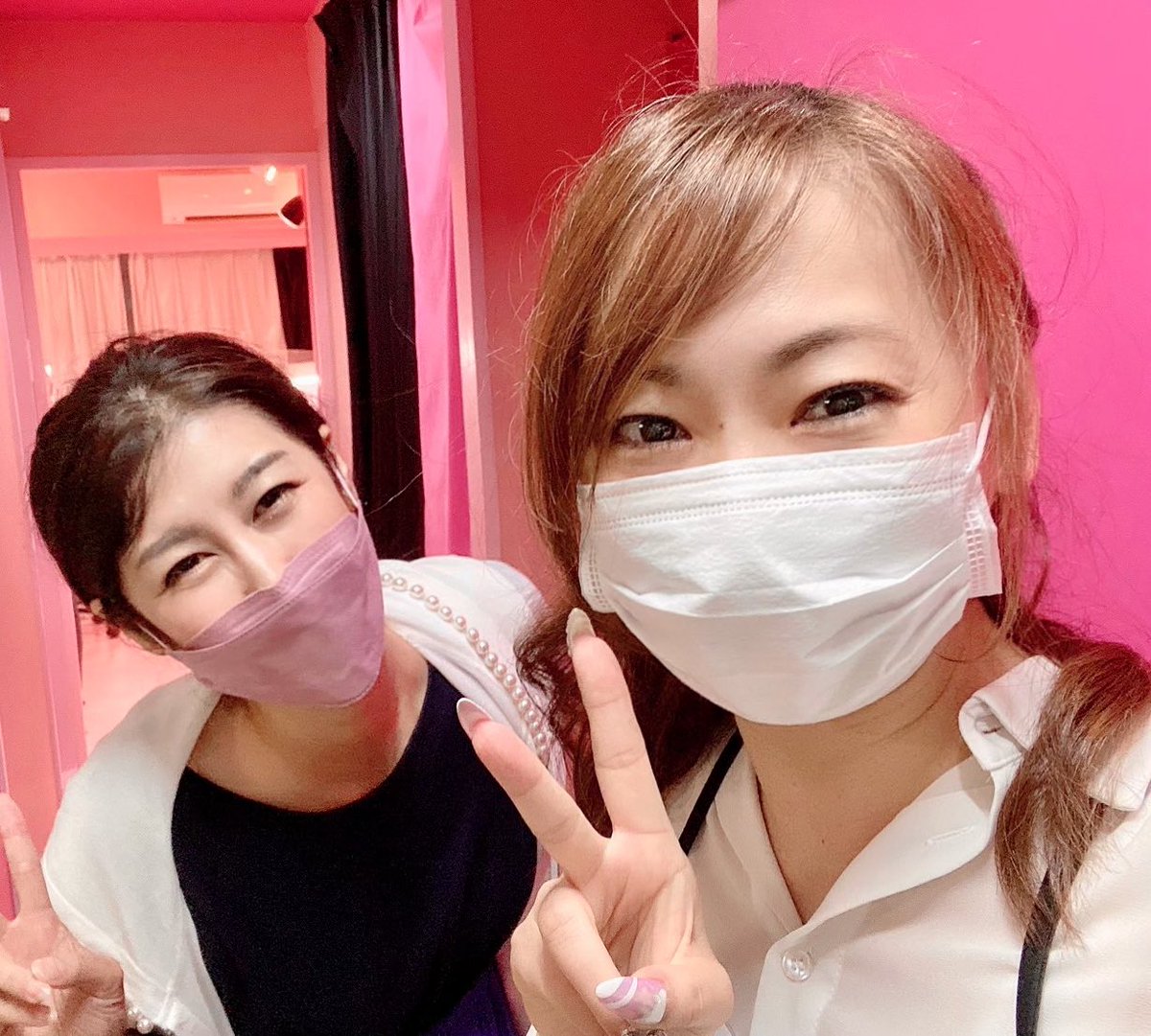 Reiko_Tokachi's tweet photo. 9月になったので、
ネイルモンスターの
@kozue_kudo ちゃんに
美味しそうな？足にして貰ったヨ🍇✨

渋谷系ネイルのお店で
シンプルネイルをオーダー🙇‍♀️

くすみカラー✨すき♡

#ネイルモンスター #秋ネイル
#ペディキュア #forlover https://t.co/eOKV4czojL
