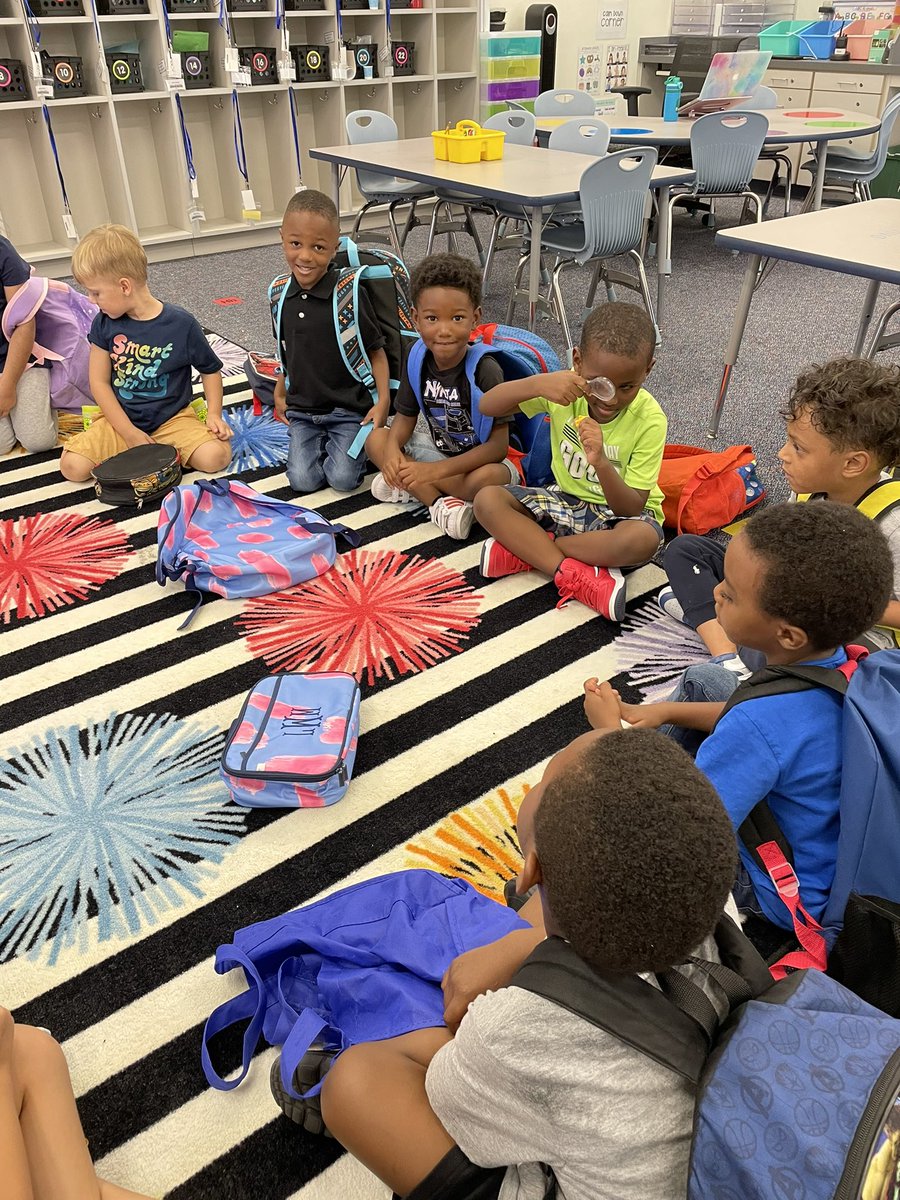 During science we practiced being scientist by observing objects then recording our observations. It was so fun using a magnifying glass. #wearemcneil #Kindergarten