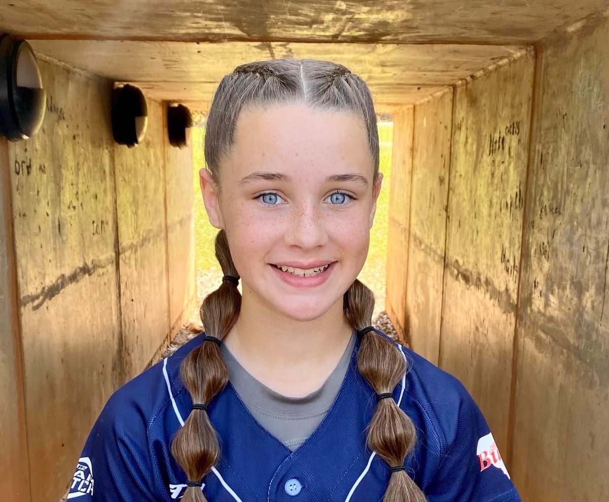 ECBulletsLowe's tweet photo. We are extremely proud that two of our players have been ranked nationally by @LegacyLegendsS1 for 2027 graduates this year. A big congratulations to @Ayla2027 Holmes (ranked #14 overall) and @PeytonHendrix33 (ranked #90 overall)!! Colossians 3:23  @EastCobbBullets https://t.co/2bYdSgB4Ri