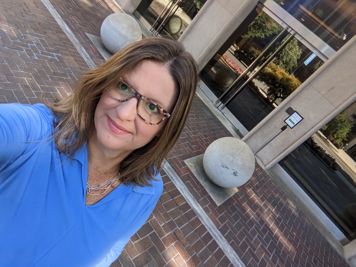 Sarah Reber tweet media