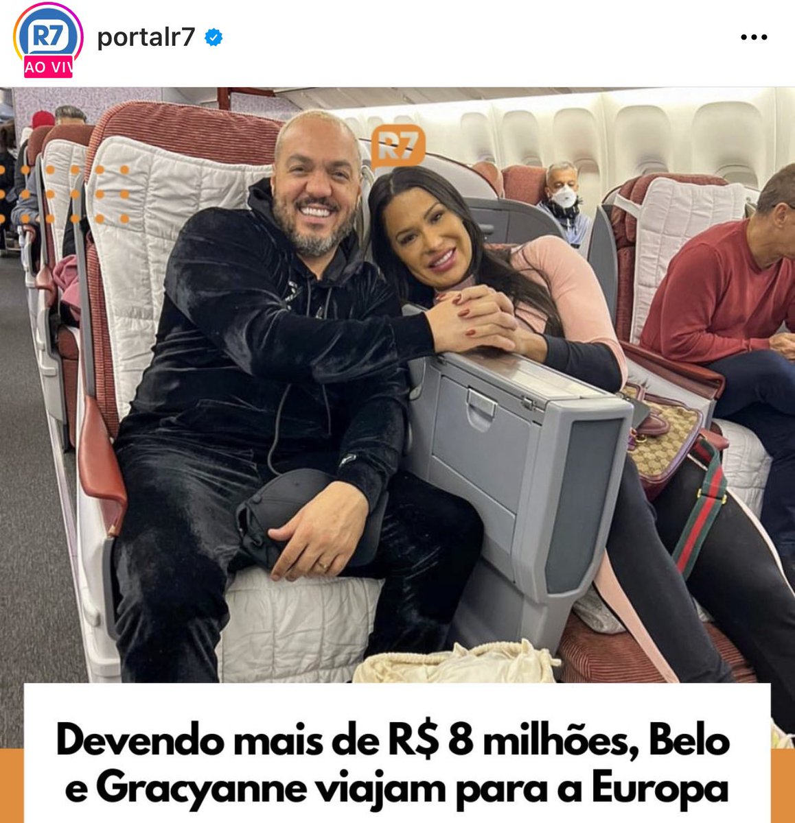 Itspedrito's tweet photo. finalmente eu e a gracyanne temos algo em comum https://t.co/1ajYbY0JjU