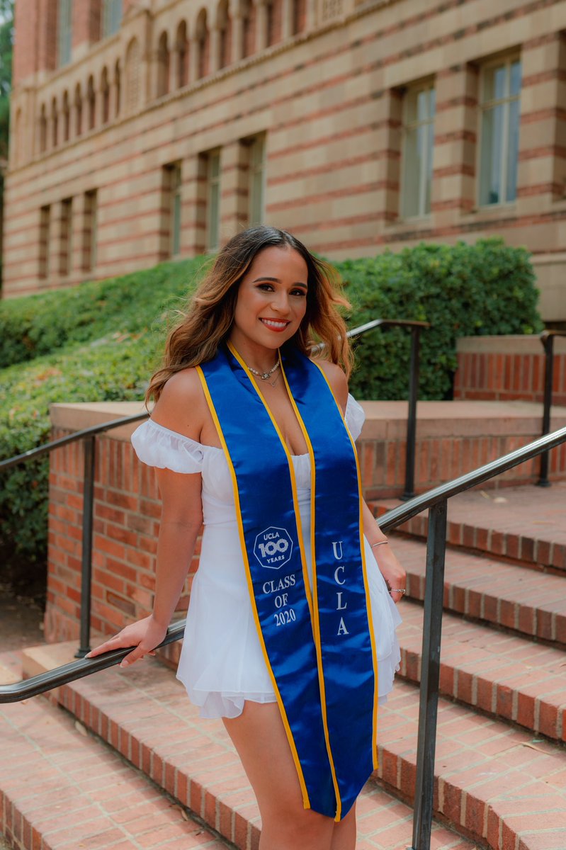 bvemxxx's tweet photo. pandemic graduate from the #1 public university💙💛🤞🏽 #gobruins https://t.co/fKlf088HbY