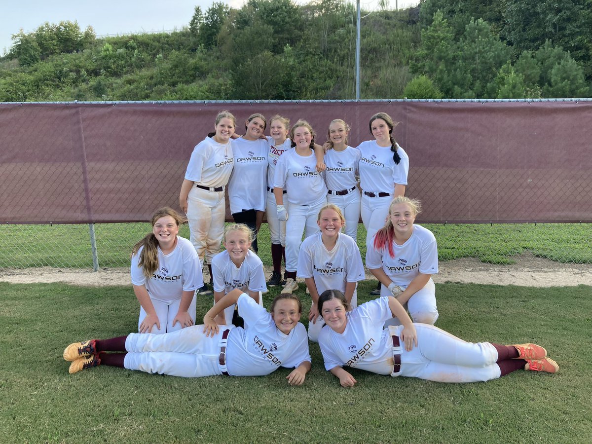 The DCMS Lady Tigers took on Pickens County tonight. It was a nail-biter but the Lady Tigers came back at the end to tie the game going into extra innings. After a long battle, Kylee Pulley made the winning hit, bringing Callie Edwards home. We are so proud of our Lady Tigers!