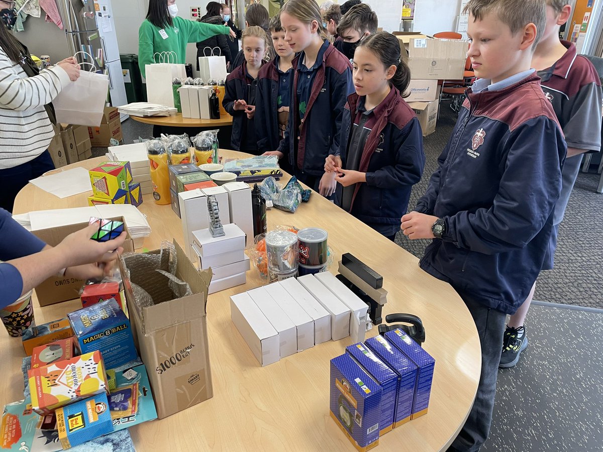 gglps's tweet photo. Father’s Day gifts. Thanks to our class carers for organising and running the stall. Happy Father’s Day to all our dads. https://t.co/QENJEJifD7