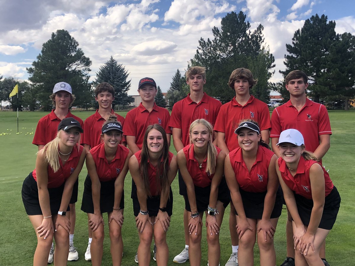 Great scores on Day 1 of the Rawlins Invite! Rest and rehydrate, Good Luck tomorrow! ❤️🖤
Boys: Zack 75, Calvin 82, Ryan 78, Joey 78, Andy 88
Girls: Barrett 81, Ava: 95, Teagan: 109
Mia: 107, Alaina: 107