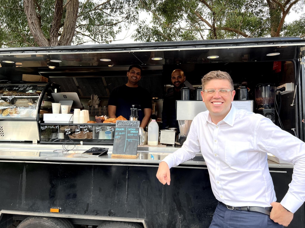 jeromelaxale's tweet photo. Have you met the team from RnK Espresso in Marsfield? Their great coffee & amazing team will put a Spring in your step! ☕️
#auspol #bennelong #smallbusiness #coffee #marsfield #supportsmallbusiness https://t.co/lMlRwaYnn8