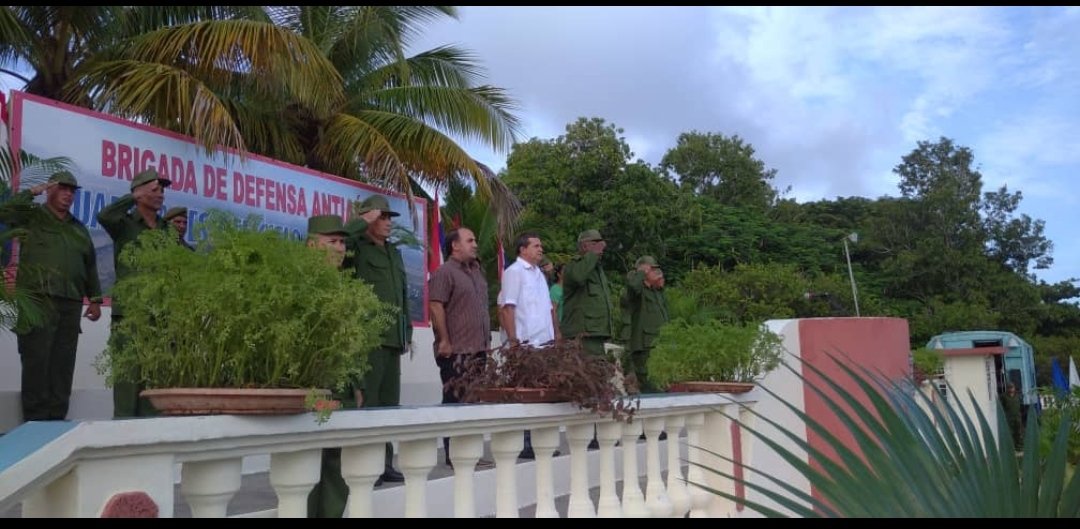 Con la presencia del Jefe del Ejército Oriental GD Ricardo Rigel Tejeda se realiza en la mañana de hoy Acto de Inicio del 2 Semestre del APPD 2022 en una gran unidad del territorio. La preparación para defender la #Patria tarea impostergable #PorCubaVenceremos