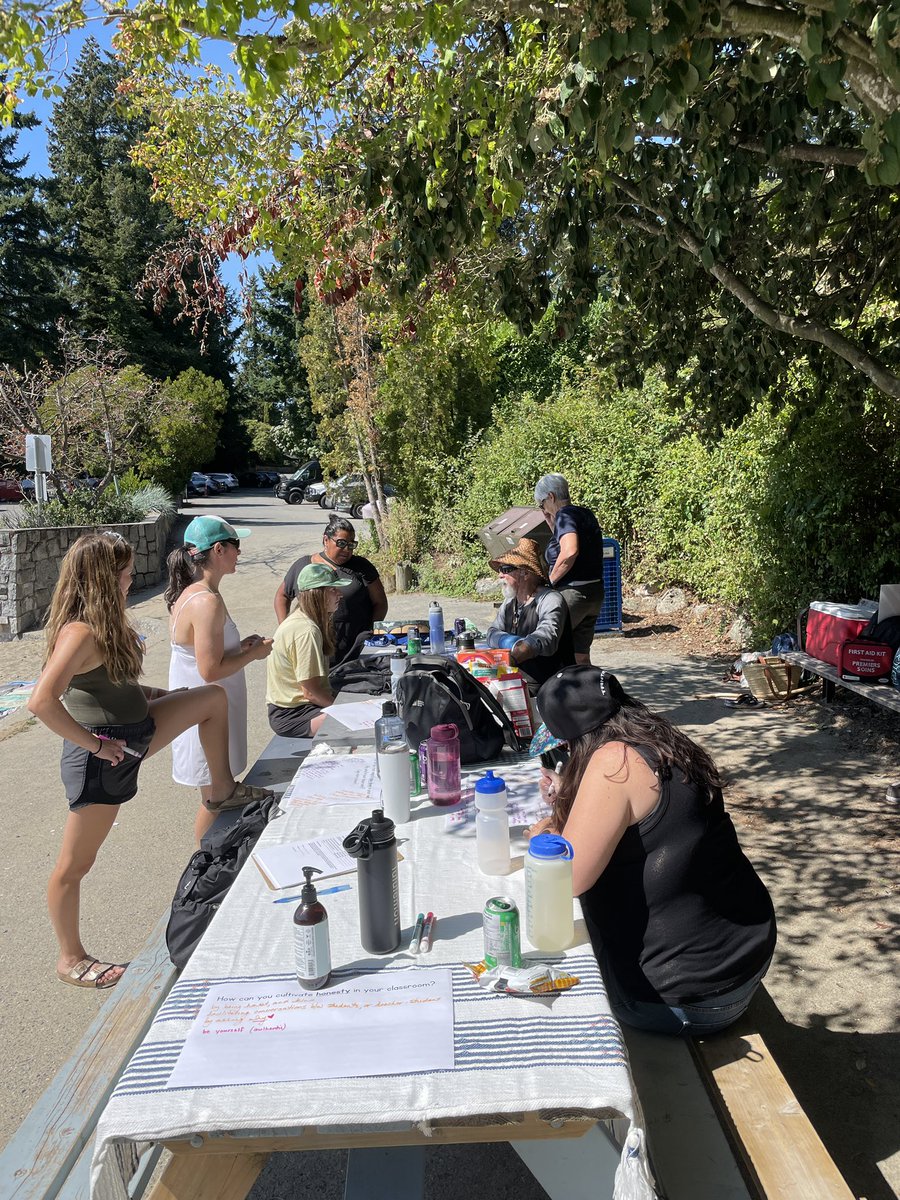 Robyn Evans tweet media