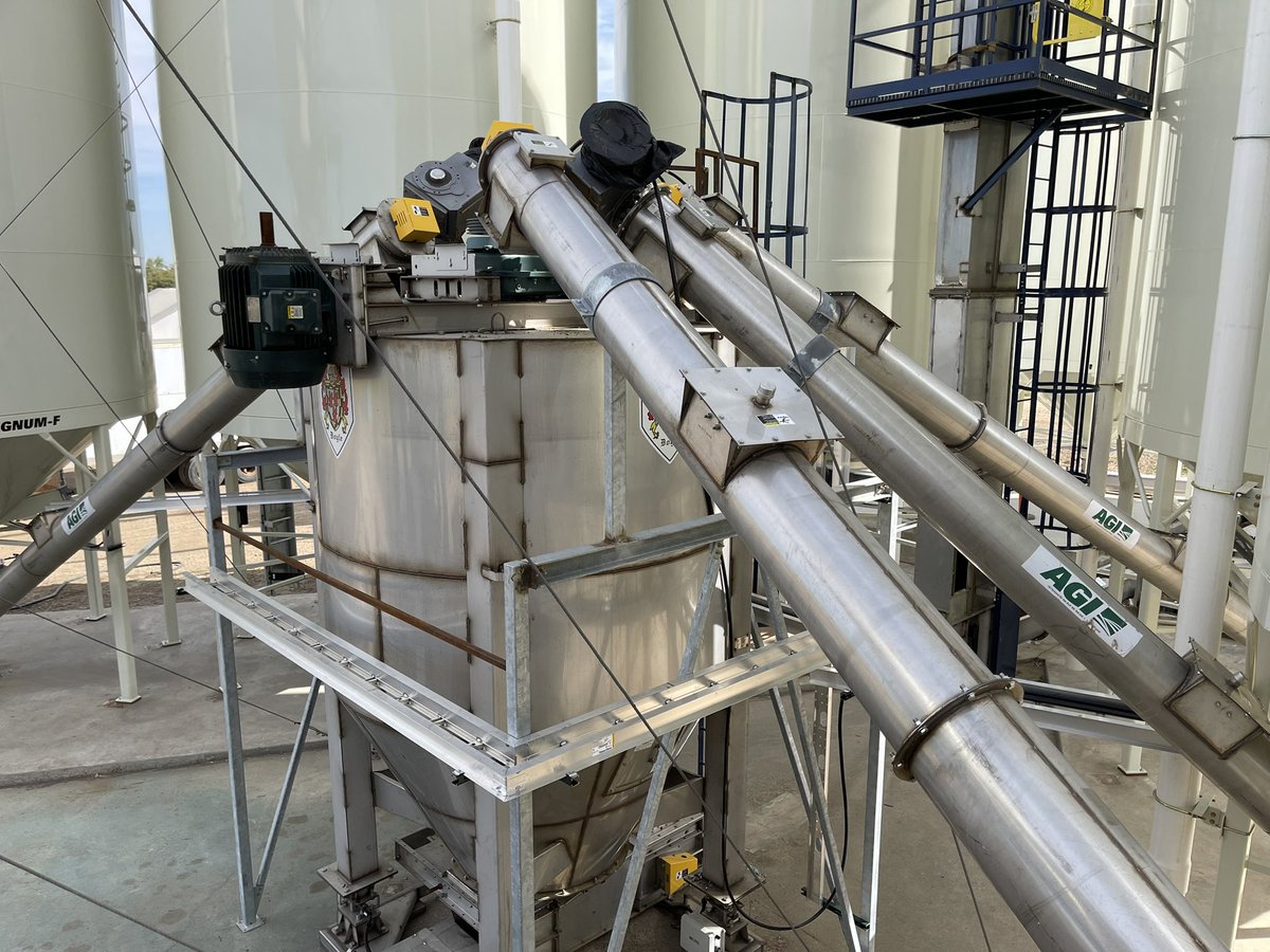 Devon Hillyer tweet media