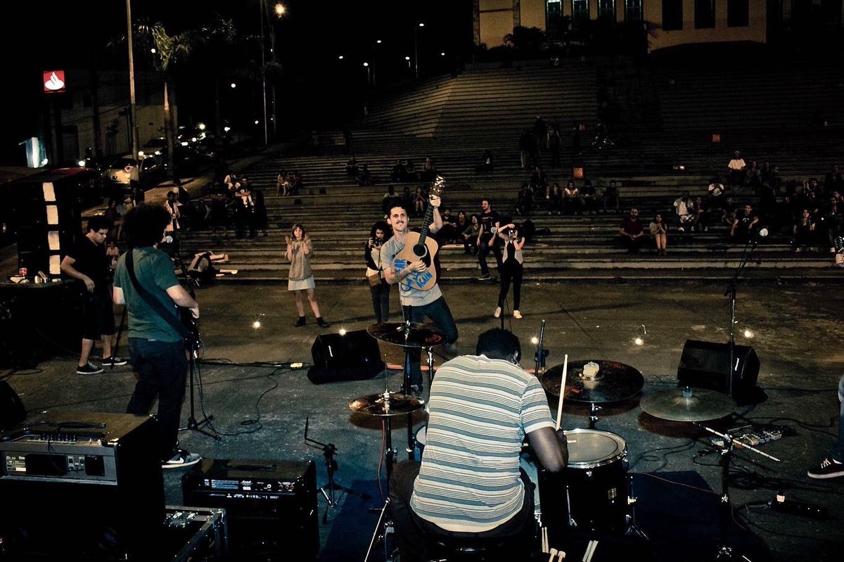 bearmeagain's tweet photo. #Tbt do Festival F5 de contagem de 2013. Uma das primeiras apresentações do BMA. Que noite memorável, que recordação boa! ❤️ 

I miss #livemusic #festival #indieband https://t.co/hXk68b0Khr