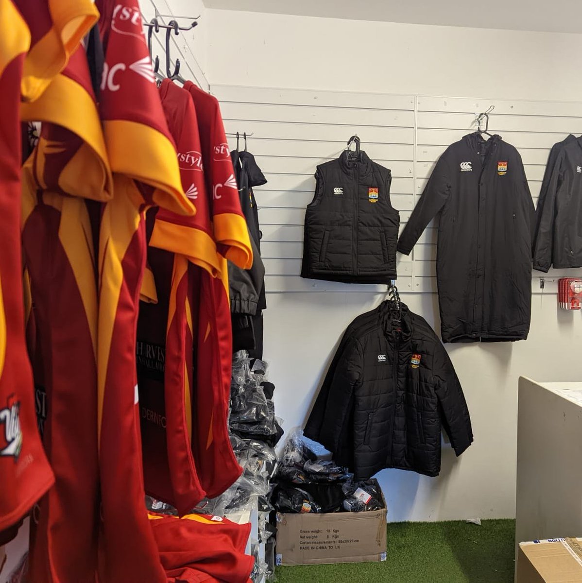 camrufc's tweet photo. The Club shop is being restocked ready for the season ahead.

Opening times: 
🏉 Sat (12pm to 3pm)
🏉 Sun (10am to 1pm)

Additionally, if you want to order an item and can't get to the shop at the weekend.....email shop@crufc.co.uk. https://t.co/LXr0ooGAm9