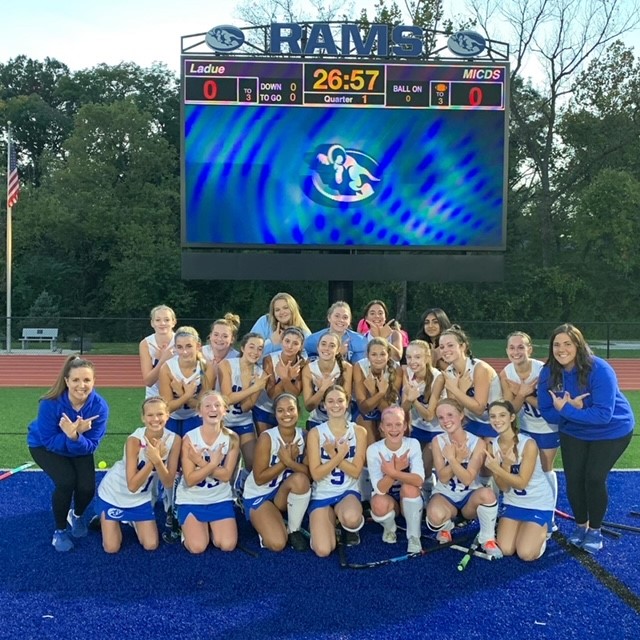 WLA wants to wish Jen Snow and her Ladue Field Hockey team another great season.  Not only is Jen a great litigator, friend and mentor in the legal community, she is an amazing role model for women at Ladue!!   instagram.com/p/Ch-DdyYLve3/…