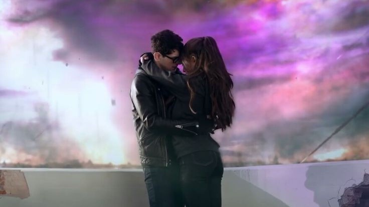 teamaribrasil's tweet photo. "One Last Time" chegou a marca de 1 Bilhão de Streams no Spotify!

— Ariana se tornou a única artista feminina a ter 8 músicas acima dessa marca na plataforma! https://t.co/lxfnRFBQxv