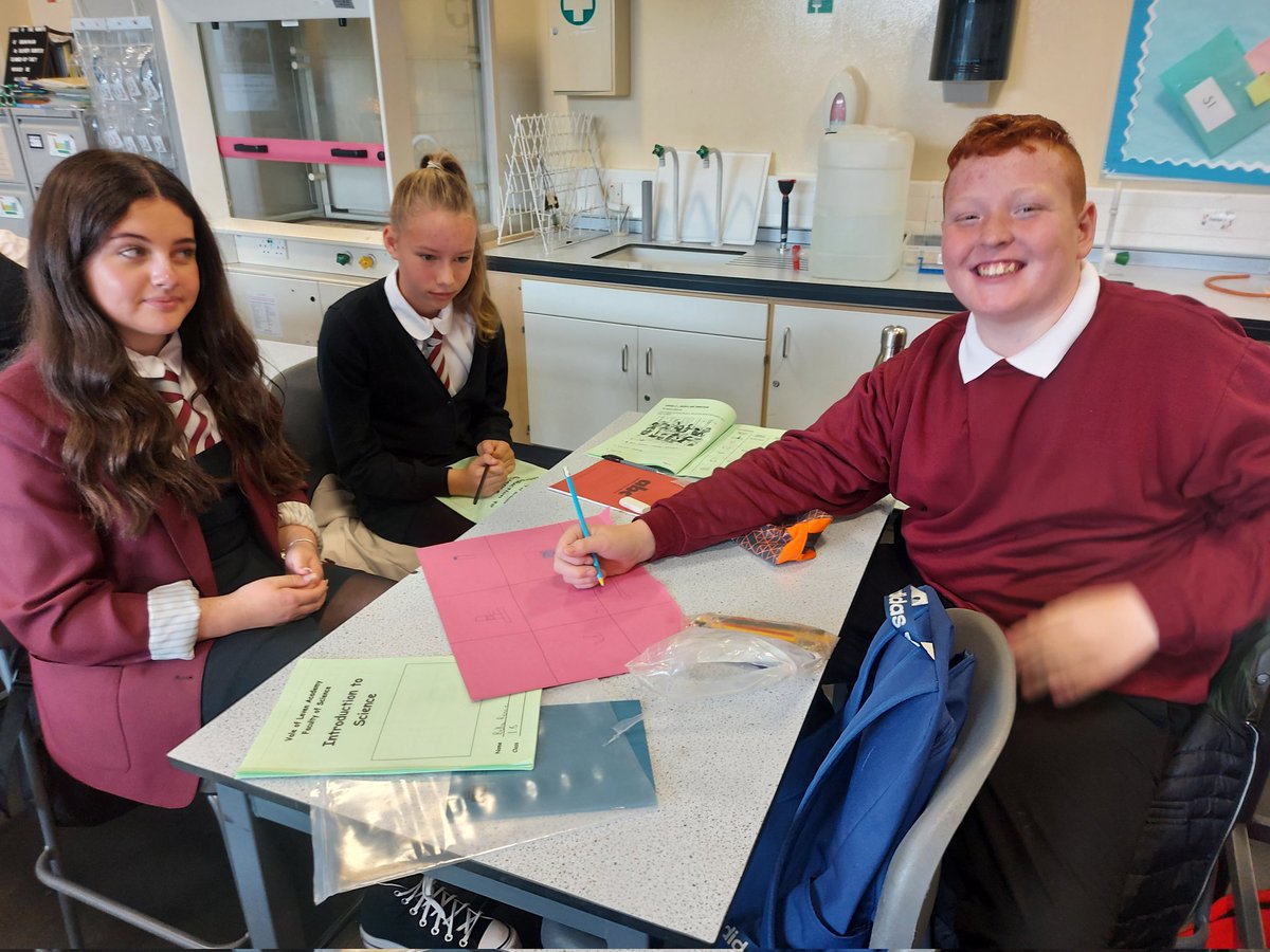 VoLA_sci's tweet photo. S1 pupils have been learning about science apparatus whilst also making observations and working on their communication and teamworking skills. It looks like they also had a lot of fun too! 

#SkillsForLife #learningisfun https://t.co/mxWs3MEQT6