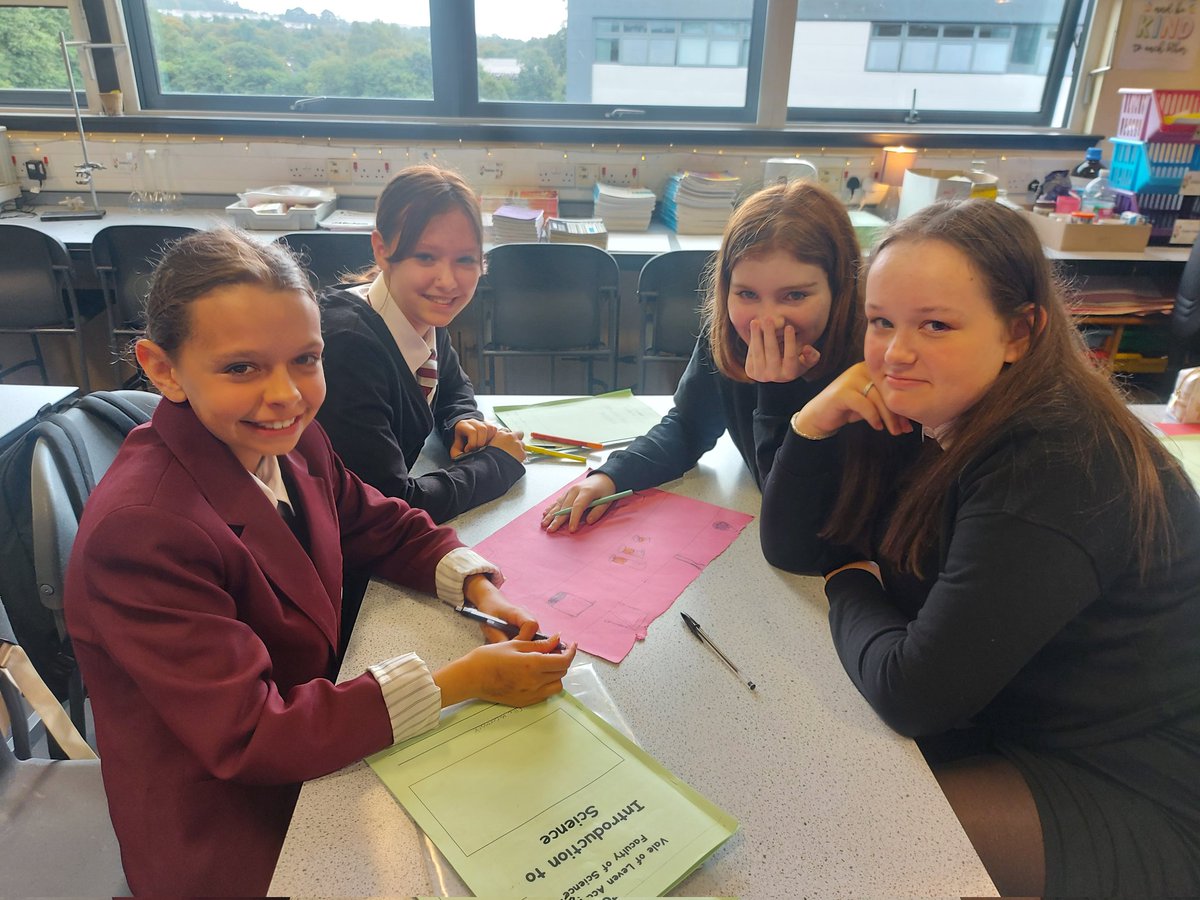 VoLA_sci's tweet photo. S1 pupils have been learning about science apparatus whilst also making observations and working on their communication and teamworking skills. It looks like they also had a lot of fun too! 

#SkillsForLife #learningisfun https://t.co/mxWs3MEQT6