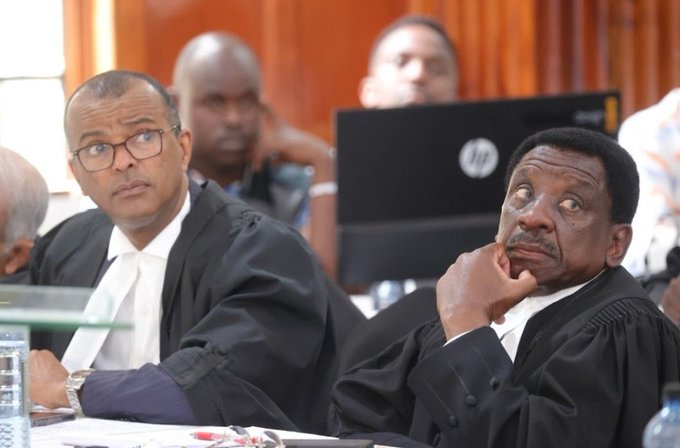 Mom: Na ndikúria ríngí, nû úheanire                  
           rútha rwa kúruga míkorogo?

US