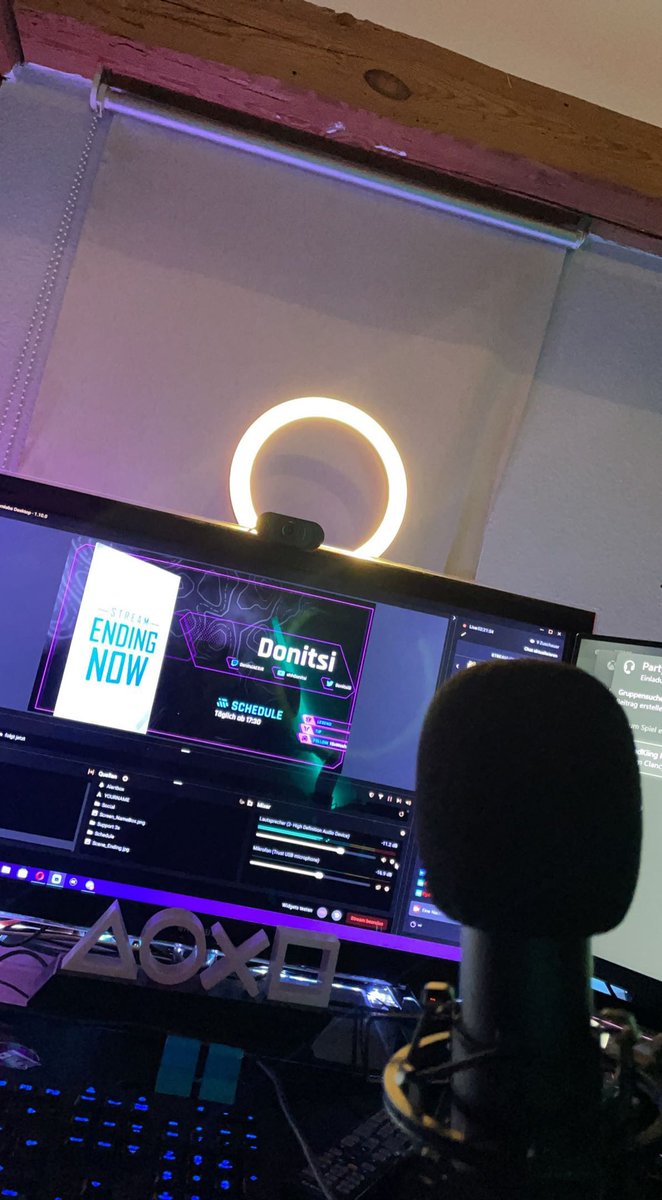 Danke für den Support bei meinem ersten richtigen Stream mit face cam 🤝

Riesen danke auch an <a href="/CKaragoez/">DerEchteKaraa</a> ohne dich wäre ich wahrscheinlich noch immer am verzweifeln🫣

Ab jetzt versuche ich Daily zu streamen und jeden Sonntag ab dem 11.09 caste ich die @DNTS_League mit <a href="/sctxmz/">Marcel 'Sctxmz' L.🇦🇹</a>👍