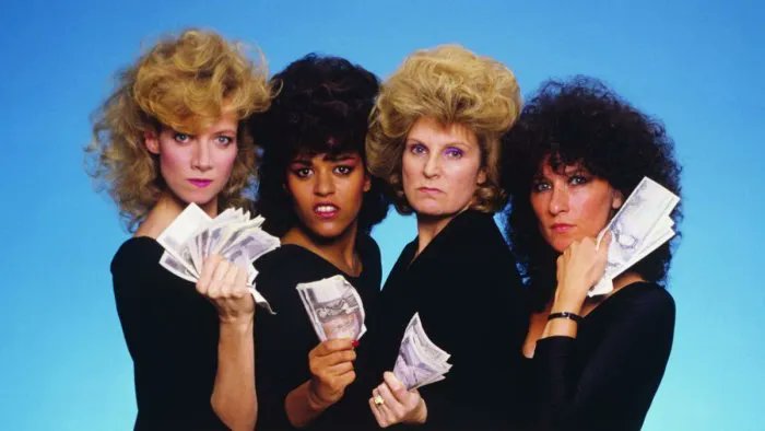 TalkingPicsTV's tweet photo. Series two begins with Dolly returning to the UK in WIDOWS (1985) 11:10pm #AnnMitchell #FionaHendley #MaureenOFarrell #DebbyBishop (Ep1). https://t.co/puzOO1Knia