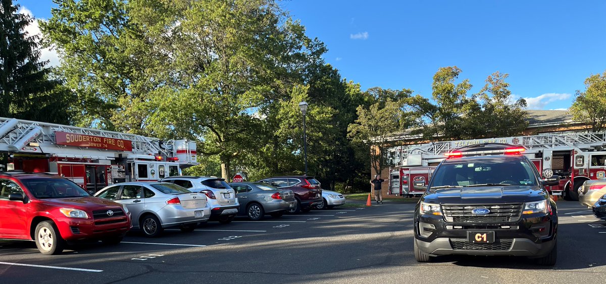 soudertonfire74's tweet photo. 8/31 5:32pm - Station 74 was dispatched to Souderton Mennonite Home for a fire alarm. Crew found burnt food on the 1st floor and crews used fans to remove the smoke from the apartment &amp; hallway. We were assisted by Telford Fire Company. https://t.co/Wxrg9itazx