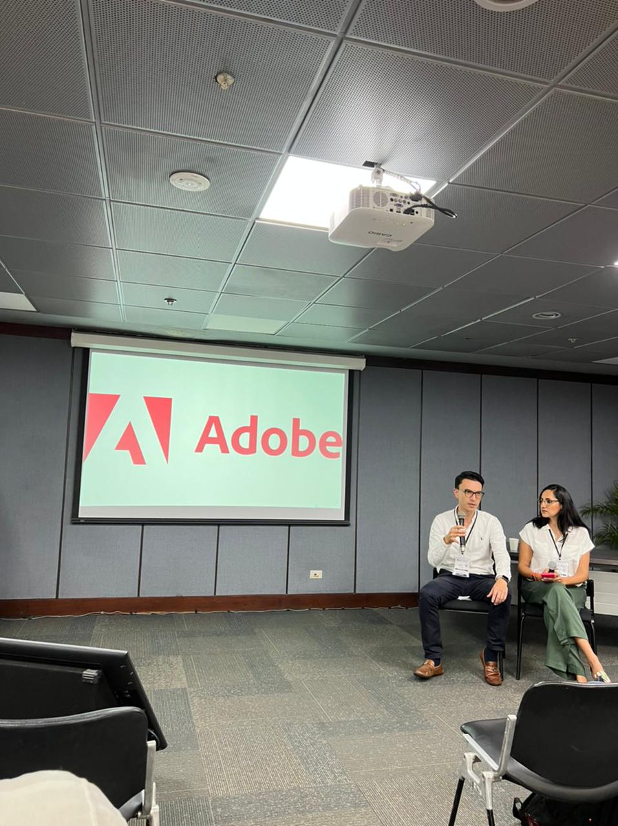Compensar_info's tweet photo. #BienestarIntegral
"Con #AdobeSign ofrecemos una experiencia fácil e intuitiva que puede ser realizada en el mismo móvil, dando una solución óptima, eficiente y con implementaciones en tiempo récord": Julián Camacho, Coordinador Marketing Digital de @Compensar_info
#ANDICOM2022 https://t.co/Zjlb8r4uee