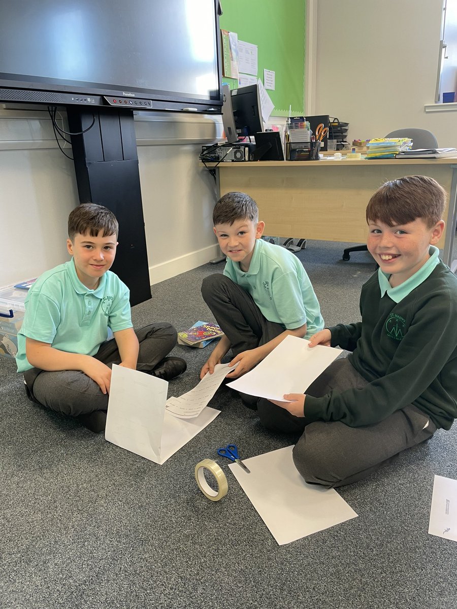 MrsJennaBoyd's tweet photo. When challenged to design and construct a weight bearing structure using very basic resources, P7b put their engineering skills into practise and came up with creative, inventive solutions๐ก
#STEM #findingsolutions #exploringmaterials #teamwork #predicting #experimenting https://t.co/vNLJApW3IJ
