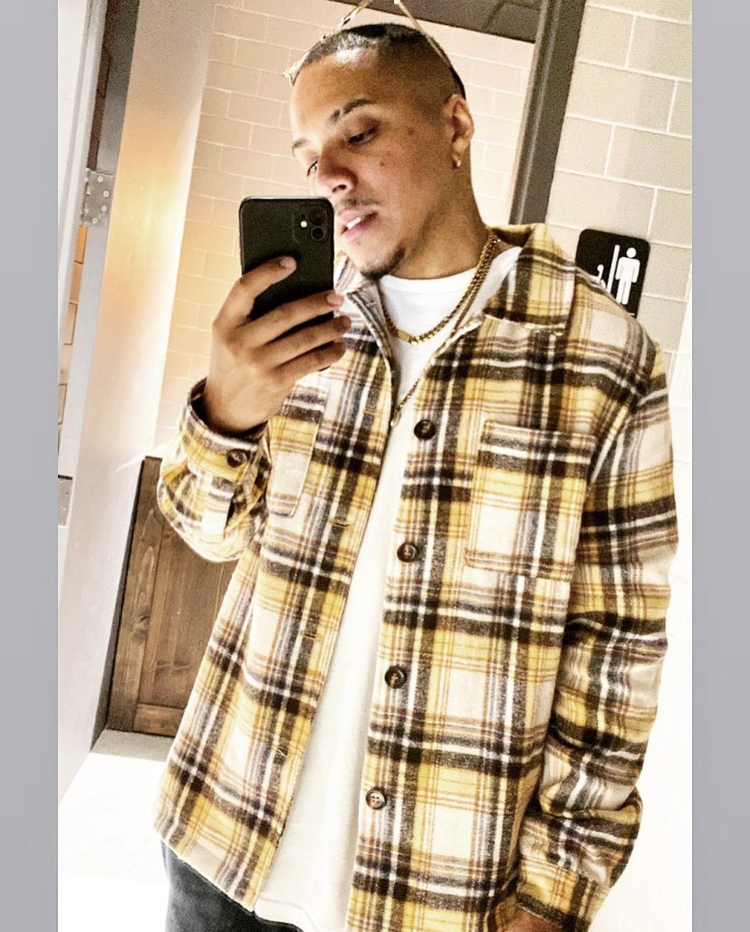 8morethan92vic's tweet photo. They say I’m spicy when I step out, this ain’t mild shit 🌶 https://t.co/xEPN4ioB8x