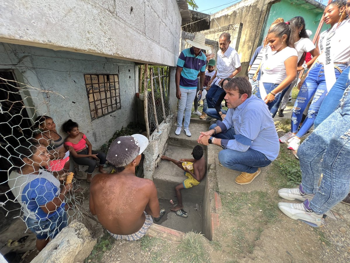 prospericarlos's tweet photo. Seguimos caminando, ahora en Yare Edo. Miranda, casa x casa hablando con nuestro pueblo, esta cruzada que iniciamos es sin descanso. 

Vamos a recuperar Venezuela! 🇻🇪
#UnidosXVenezuela #VamosXMas https://t.co/ubhHH5CYu0