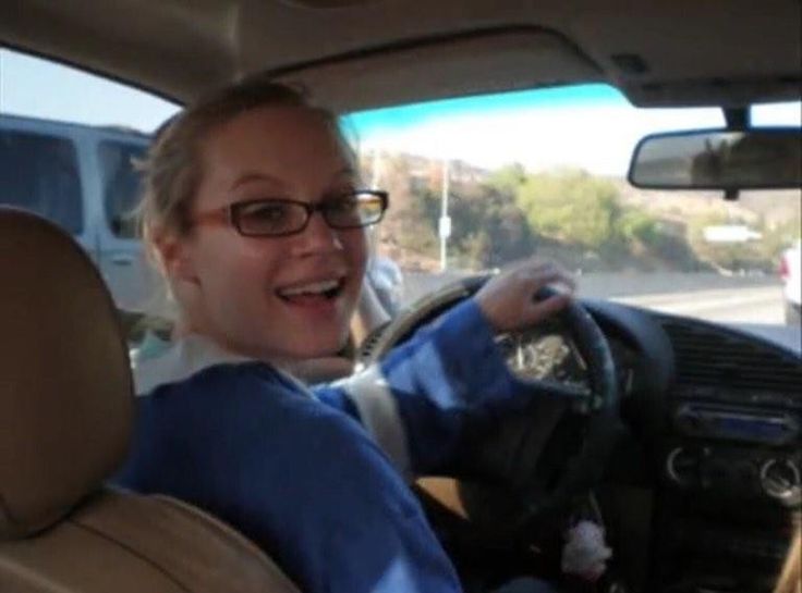 em on Twitter "do u think she'd kick me out the con if i took this for