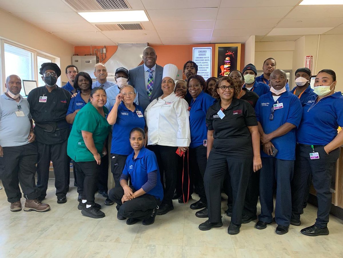 MagicJohnson's tweet photo. Hanging out today with my SodexoMAGIC team that takes care of the patients, nurses, doctors, and employees at Jackson North Hospital. https://t.co/voxcPWASjA