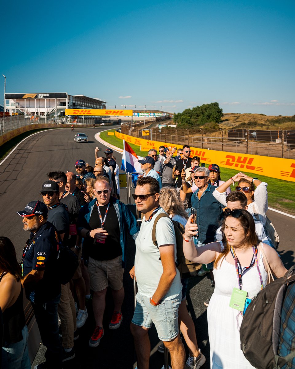 f1_experiences's tweet image. A track tour a day keeps the doctor away. Or something like that 😉

#ExperienceF1 #DutchGP 🇳🇱