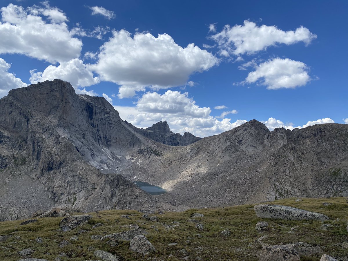 thathikergirl's tweet photo. The Winds are unreal. #windriverrange https://t.co/Pnz4aSTyN2