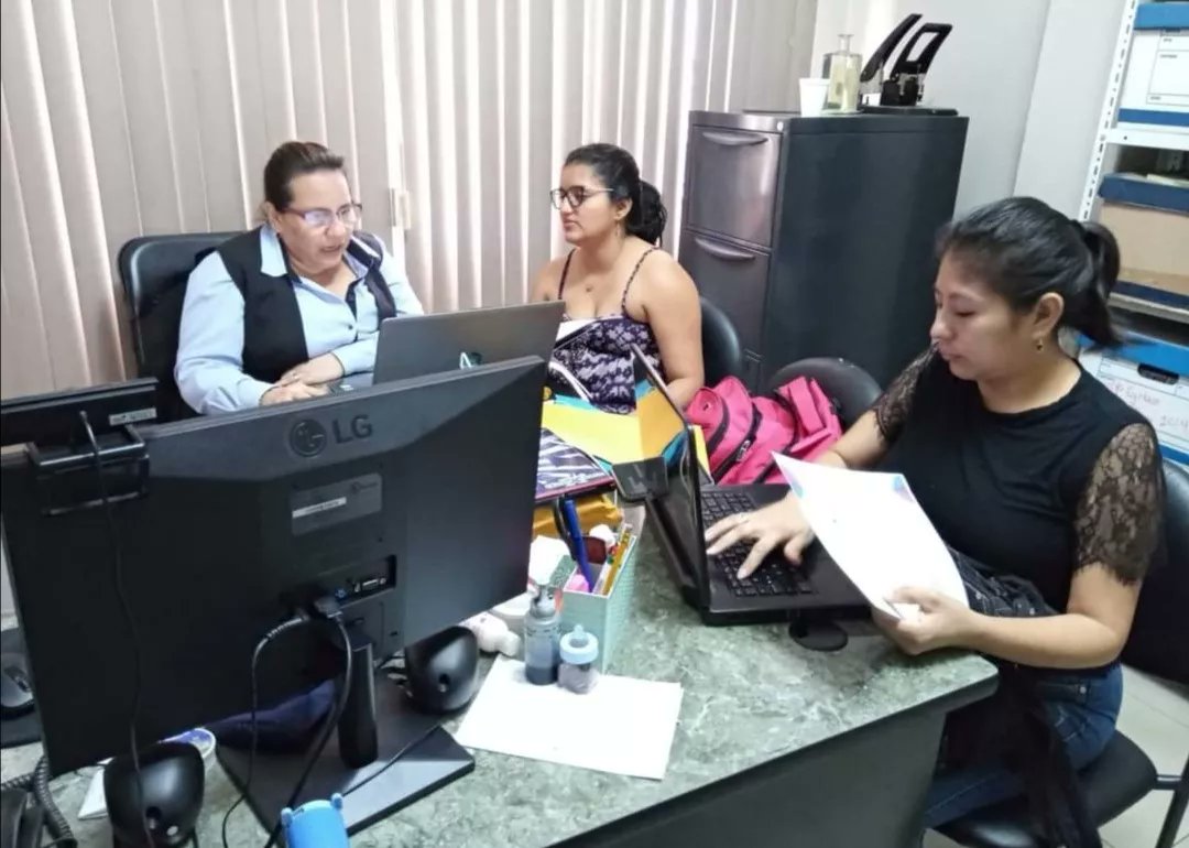 ConagopareG's tweet photo. En los primeros siete meses de 2022, la Unidad Administrativa de Conagopare Guayas asistió presencialmente 108 veces y dio 81 acompañamientos online, a los tesoreros de los GAD Parroquiales Rurales de la provincia, atención que se triplica si contamos las asistencias telefónicas. https://t.co/IL2x9SrAID