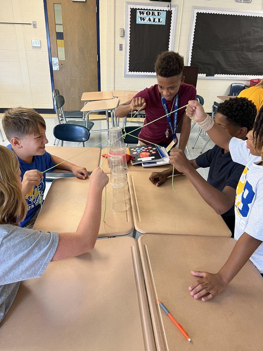 MrNewcott's tweet photo. What a great Tier 1 kickoff activity!  We all had a blast!! @MrsHamory #courageous #warriorstrong https://t.co/rEeS3WTUfv