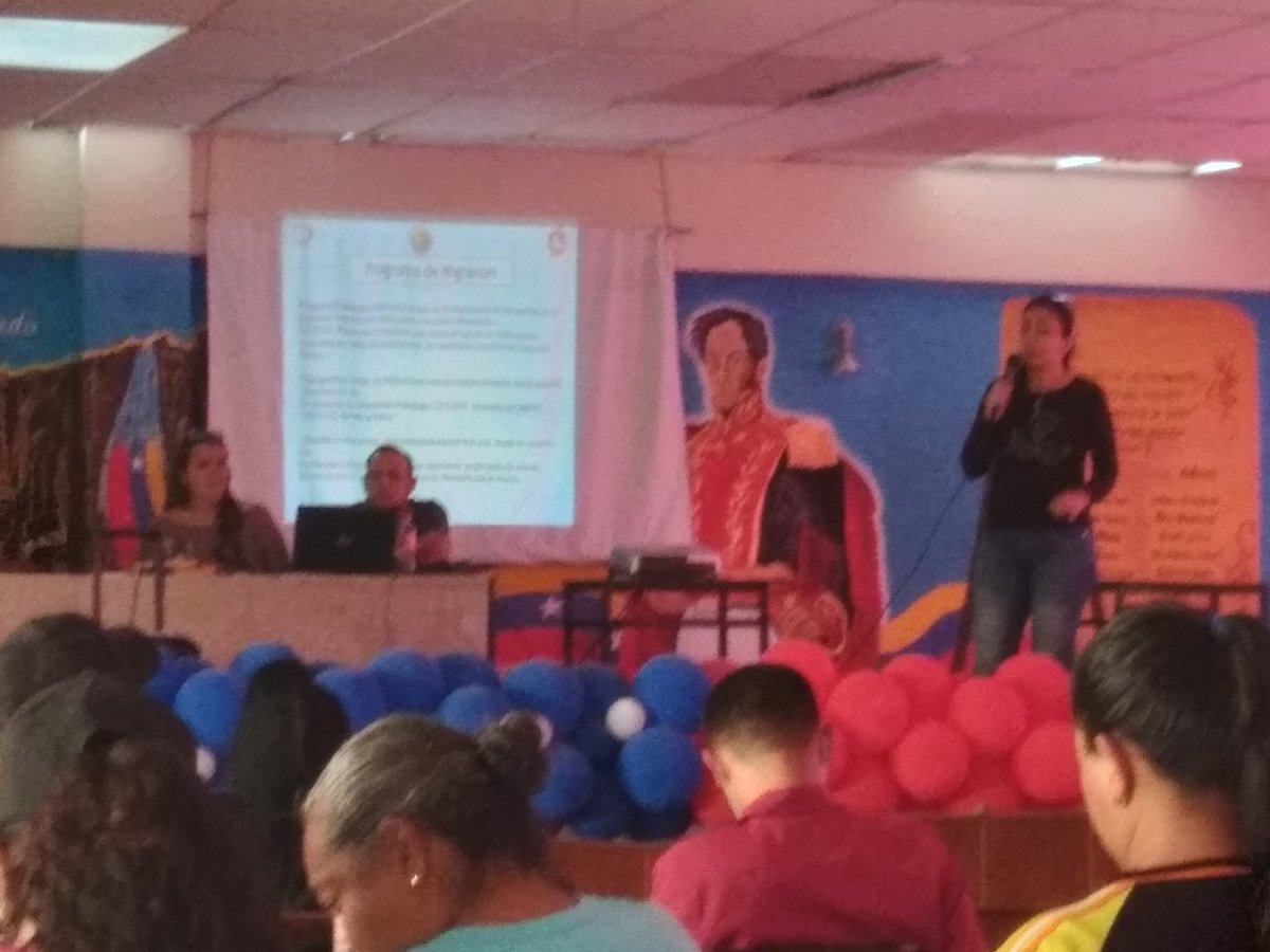 1Sep. Táchira De acuerdo a Orientaciones de la jefa de Zona Educativa Ana Berzabeth Gandica y Jefe de Supervisión Darwin Mora se Continúa con la Formación a Supervisores por la División de Comunidades Educativas y Unión con el Pueblo Coordinadores Participantes.