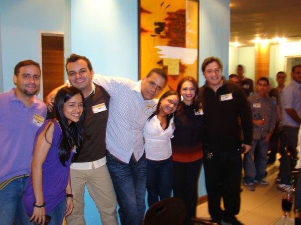 <a href="/lilianaconhache/">Lilihana Lara</a> <a href="/pedrollobet/">Pedro Llobet</a> <a href="/Gerdanperox/">German Perez Oxford</a> Era twittercafepzo. Este año el 05 de febrero se cumplieron 12 años del primer evento, en la foto los organizadores de ese primera reunión <a href="/Eliver_/">'</a> <a href="/TotiCasanova/">Toti Casanova</a>, Yo,  <a href="/mayerlyngrizo/">Mayerlyng Rizo</a> <a href="/lilianajulieth/">Liliana Castaño</a> y <a href="/Gerdanperox/">German Perez Oxford</a>. Luego evolucionamos a TwiteventosPzo