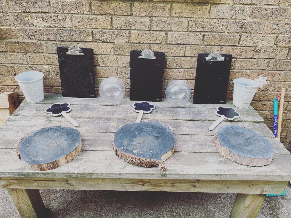 bee_earlyyears's tweet photo. A few pictures of outdoor provision from the team setting up this week! #beeearlyyears #EYFS #outdoorlearning https://t.co/ShlmjmFZgV